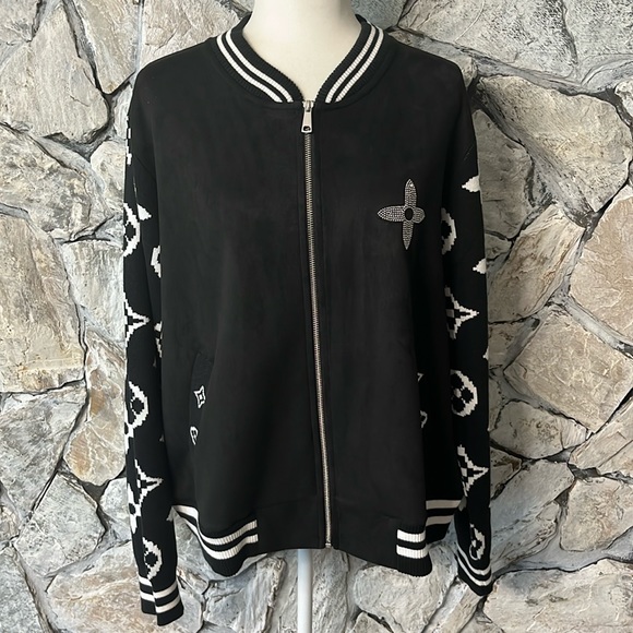 Tricotto Varsity Jacket Size XL - Picture 2 of 5